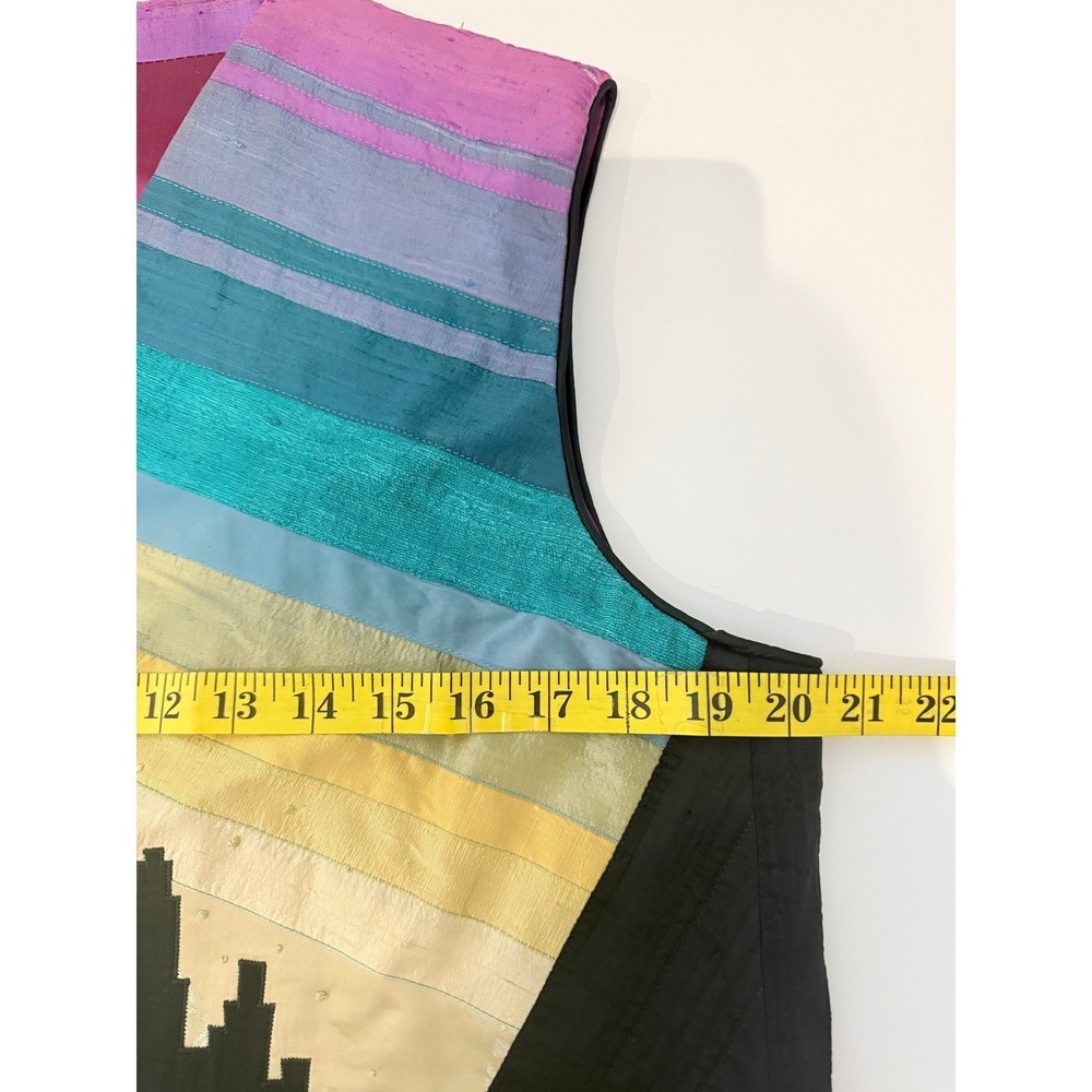 Unique Skyline Geometric Patchwork Vest Women's A… - image 8